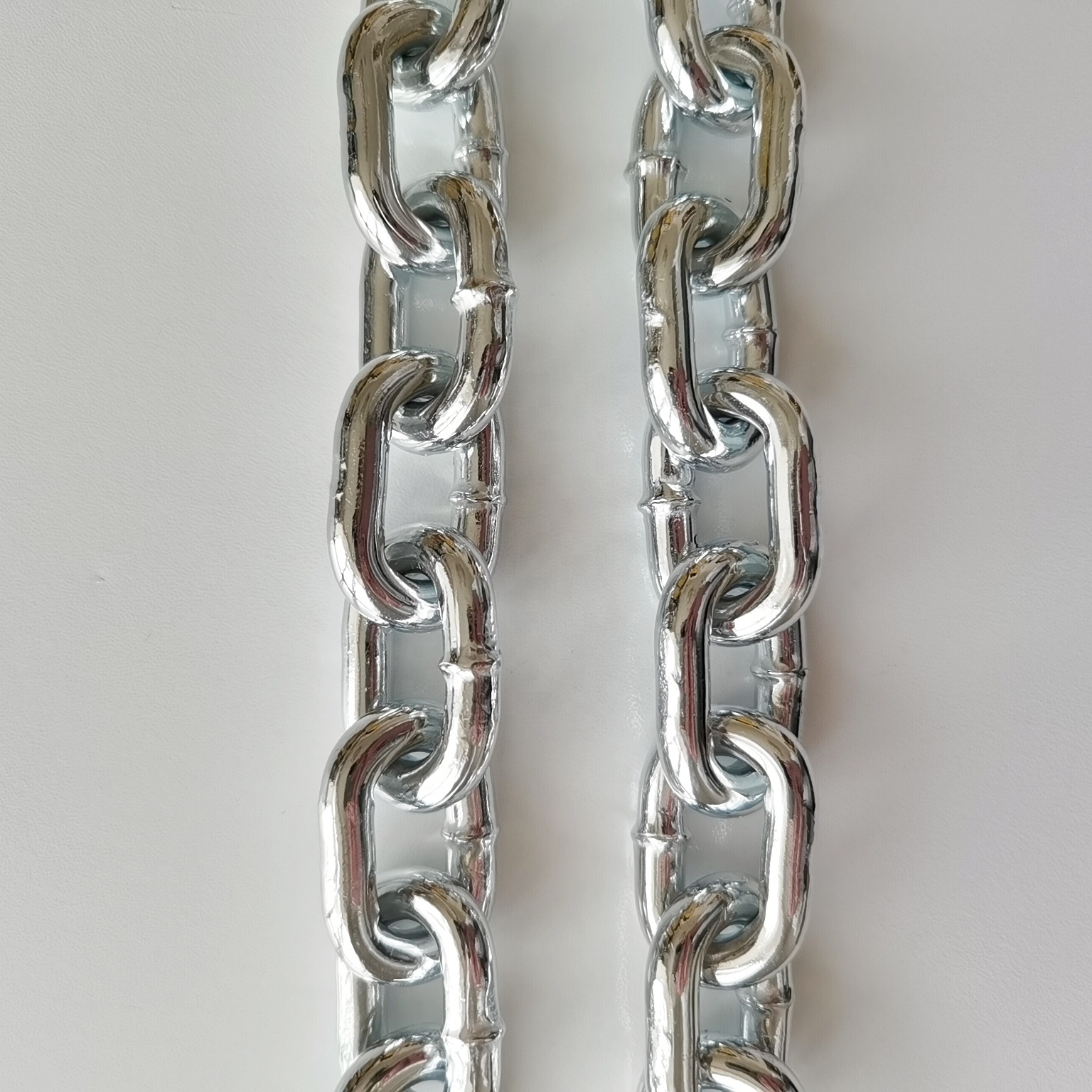 Q235 5mm Heavy duty Load chain calibrated lifting chain Iron Chain