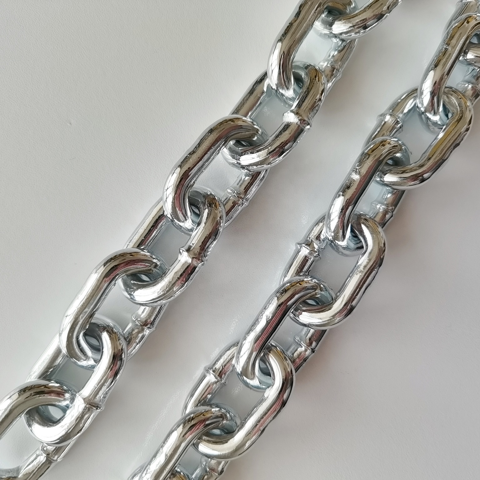 Q235 5mm Heavy duty Load chain calibrated lifting chain Iron Chain