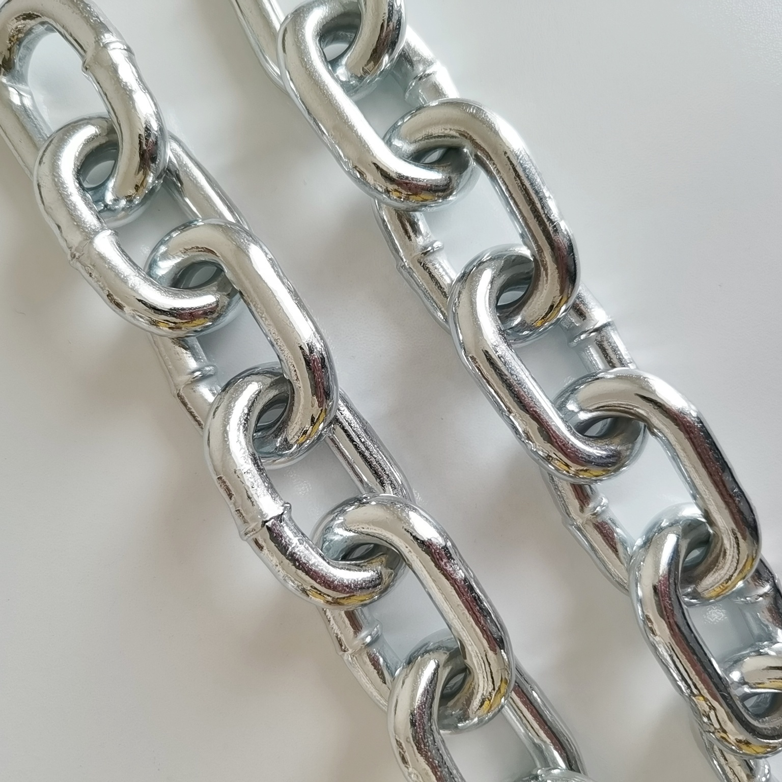 Q235 5mm Heavy duty Load chain calibrated lifting chain Iron Chain