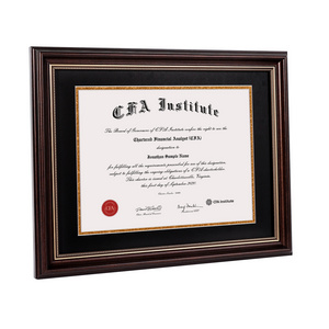 Ready to ship Wholesale Retro Exquisite Ornate gold trim decorative wall display University Certificate diploma frame with mat