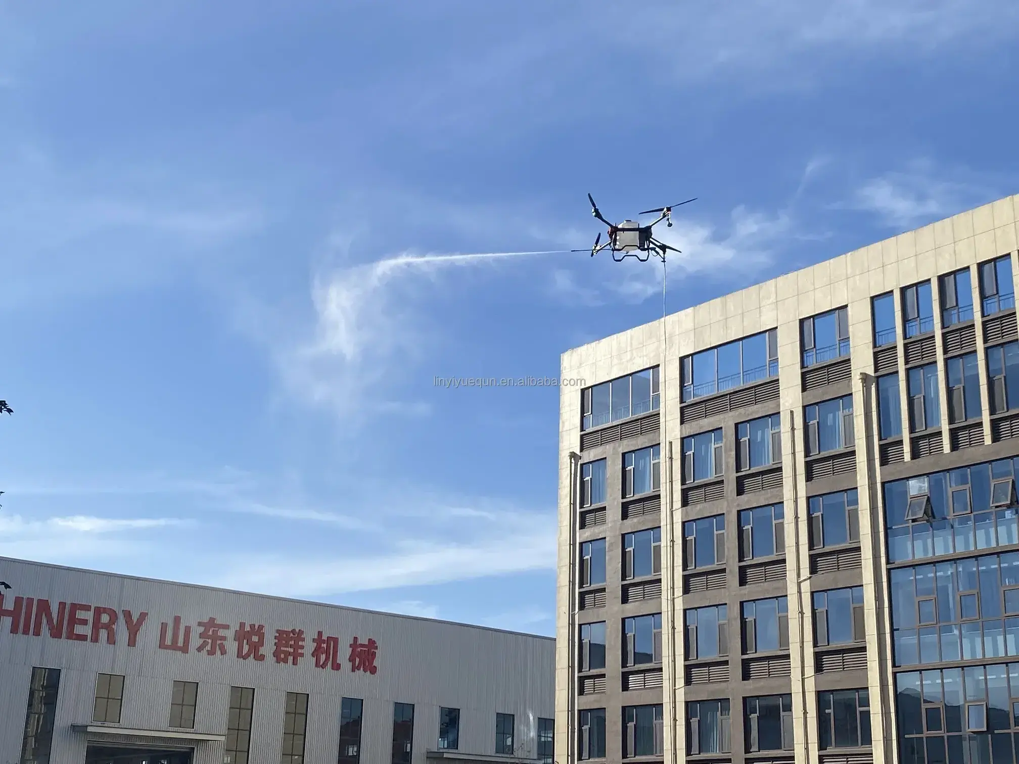 professional washing drone for window cleaning /wash  roof drone manufacturer