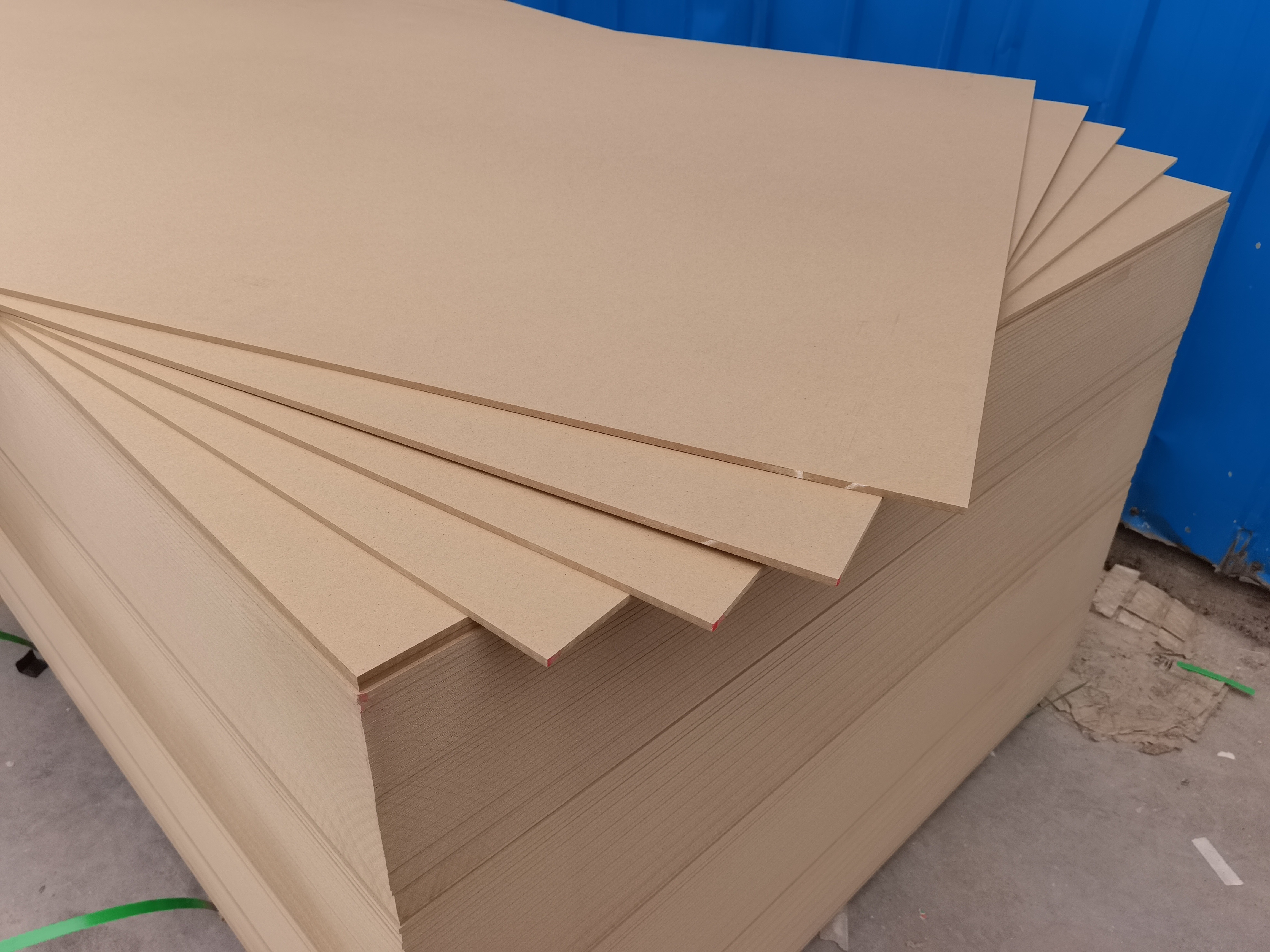 Factory Price 3mm 6mm 9mm 12mm 15mm 16mm 17mm 18mm 25mm Plain MDF Board