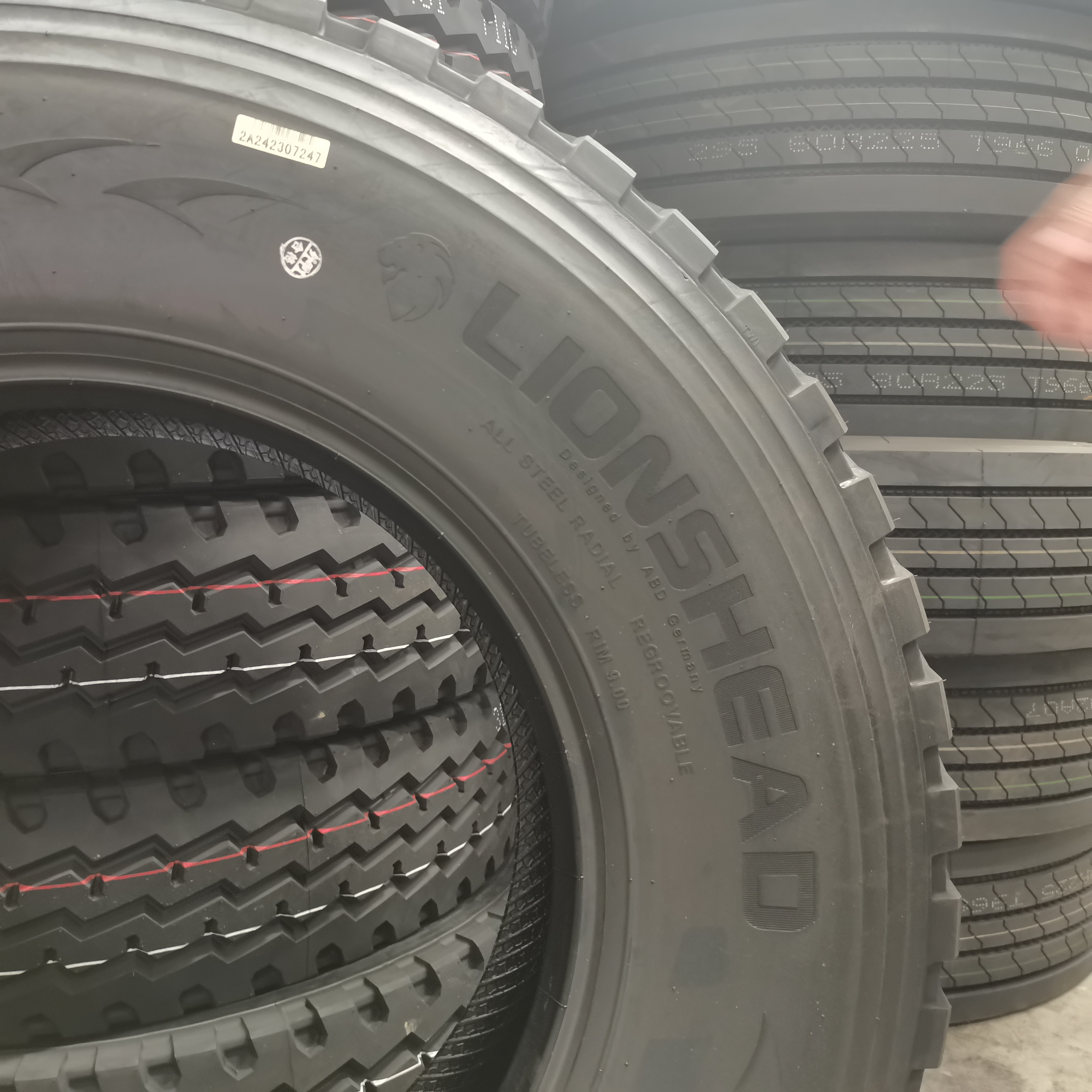 radial tire 11R22.5 315/80R22.5 hot sale in Africa ecological good quality truck tyre