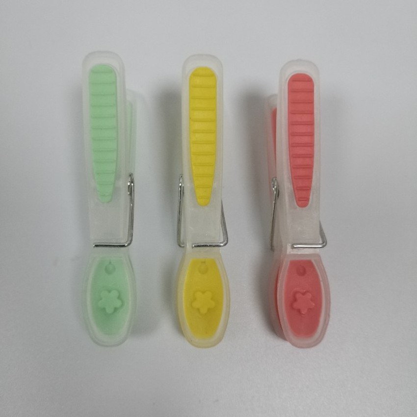 8CM 28CS  Wholesale plastic clips for clothing colorful  clothes pegs