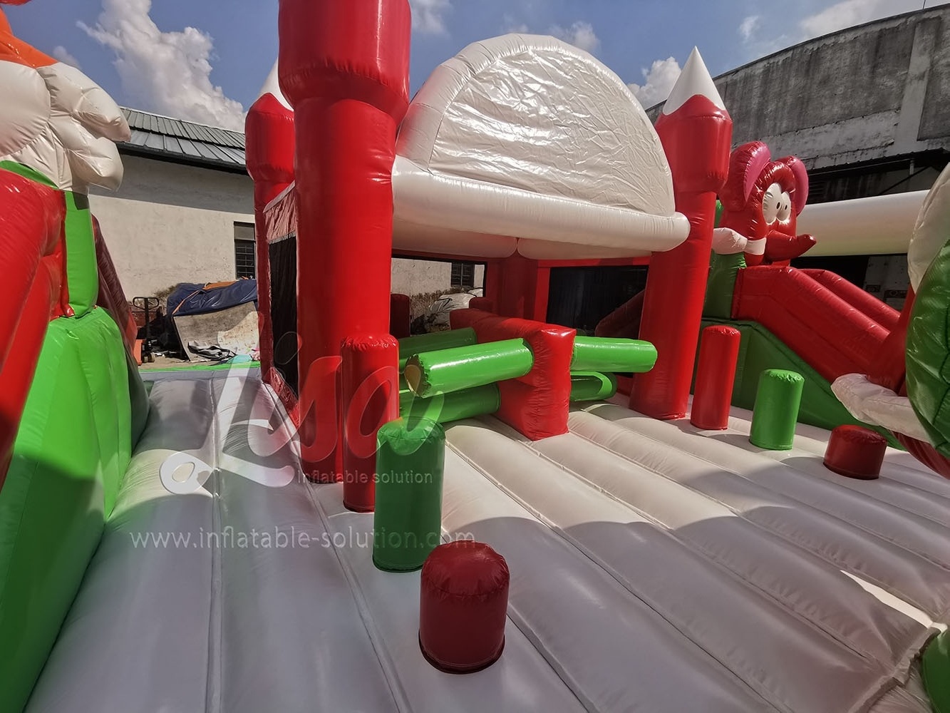 Personalizado fabrica fantastico juego inflable tobogan gigante para exteriores