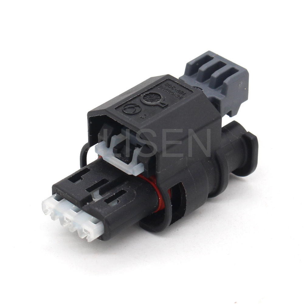 9316015-05 3 Female PA66 GF35 Automotive 3 Way Electrical Connector Fit For BMW