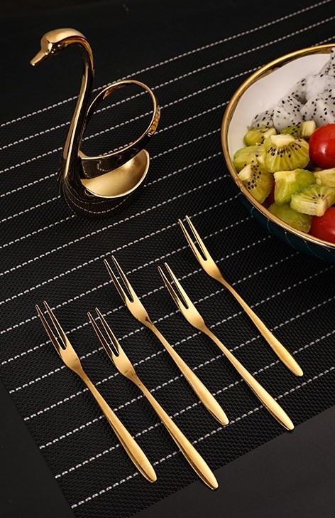 Stainless Steel Fruit Fork Coffee Spoon Cutlery Set Sale Swan Base Party Stainless Steel Cutlery Set Spoon Swan Base