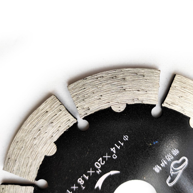 114mm Dry Cutting Small Diamond Circular Saw Blades For Cutting Concrete With Protective Teeth