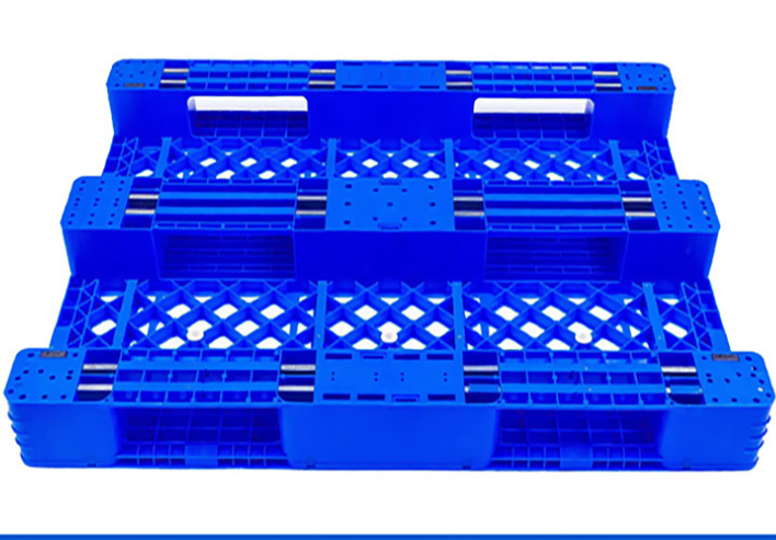 Heavy Duty Plastic Pallet For Logistics Shelves Industrial Warehouse Use Stackable Large Plastic Pallet