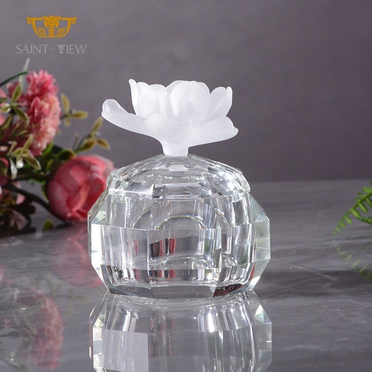 Modern Luxury Handmade Apple Shape Crystal Glass Candle Jar Sundries Jewelry Sandalwood OUD Chocolate Storage Candy Jar