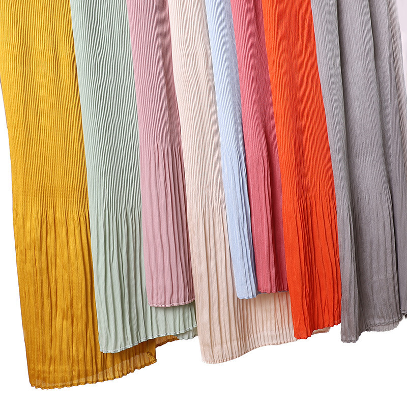 2022 New Factory Muslim Chiffon Material Crinkle Shimmer Hijab Scarf Pleated Chiffon Scarf