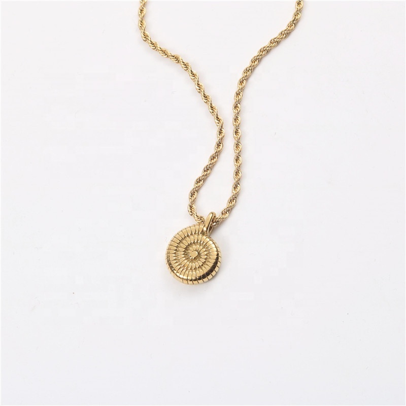 Fashion Cute Snail 18K Gold Necklace Stainless Steel Jewelry