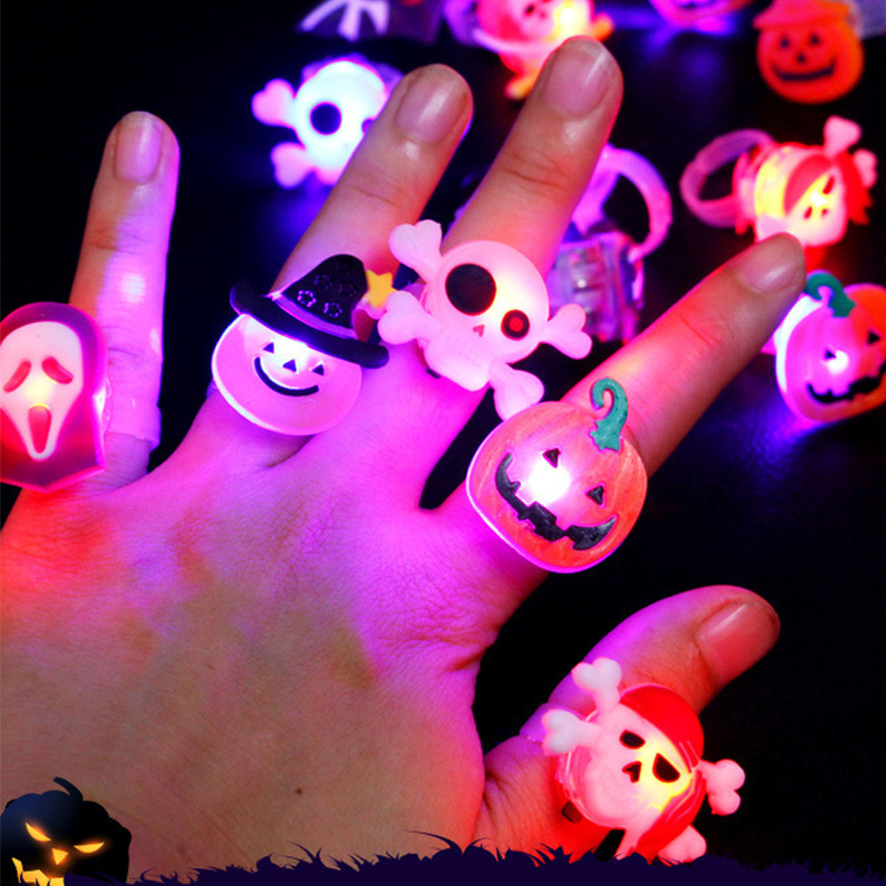 LED Luminous Halloween Rings Pumpkin Ghost Glowing in Dark Finger Toys with Lights Christmas Party Decor