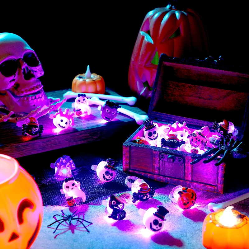 LED Luminous Halloween Rings Pumpkin Ghost Glowing in Dark Finger Toys with Lights Christmas Party Decor