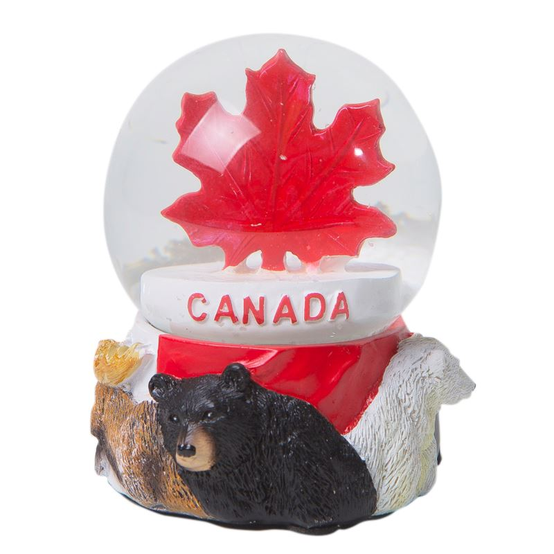 Wholesale Canada Maple Leaf Promotional Resin Souvenir Snow Ball Canada Souvenir Gift Snow Globe