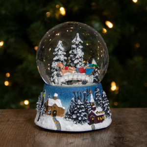 factory price custom water globe winter forest sleigh ride musical tree christmas snow globe