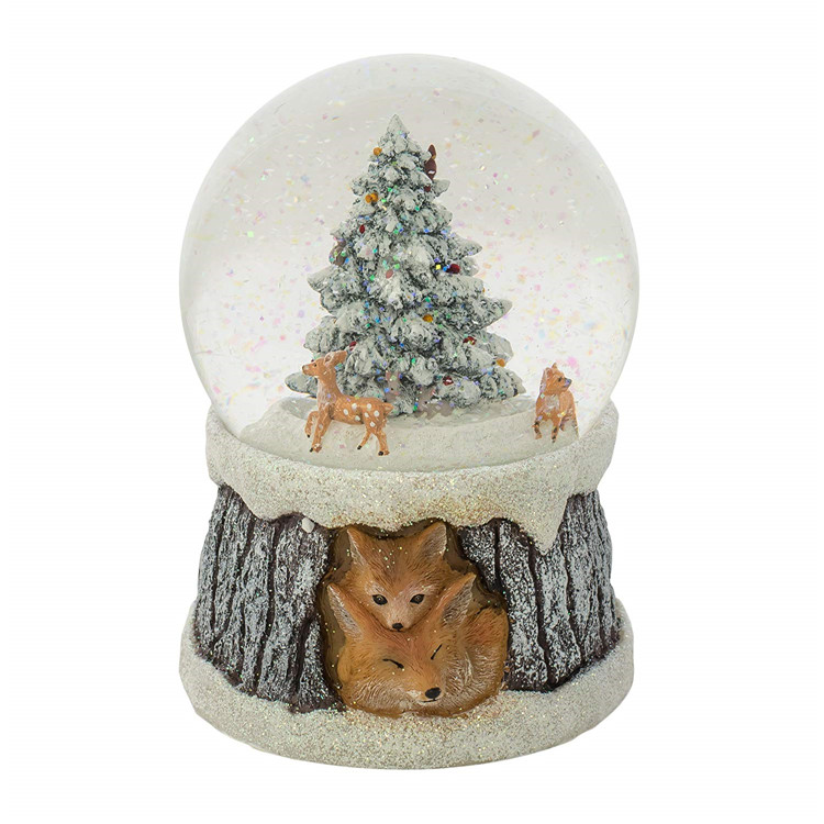 Cheap China Factory Price Wholesale Snow Globe Raccoon Climbing in Tree Resin Christmas Ball Glass