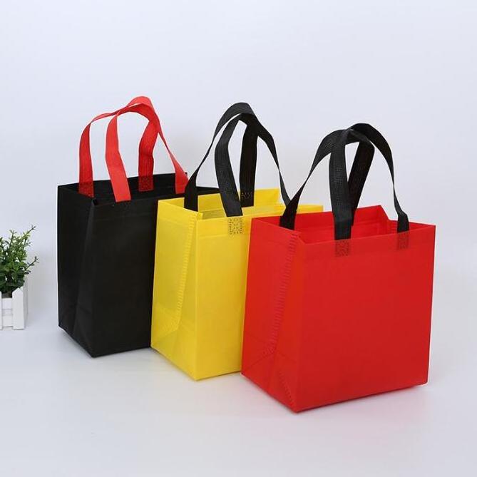 China  Manufacturing Company Fashion Logo Printed Laminated PP Non Woven Shopping Bag