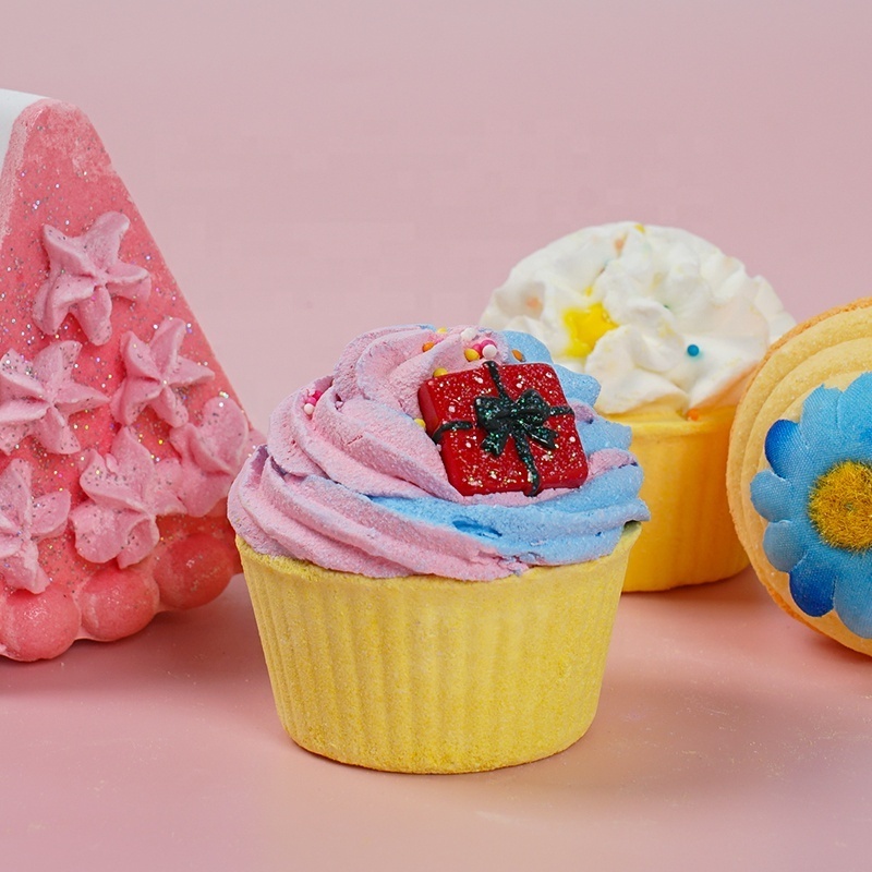 Wholesale Bulk Custom Natural Handmade Kids Cute Cake Bubble Fizzy Cupcake Kids Bath Bombs