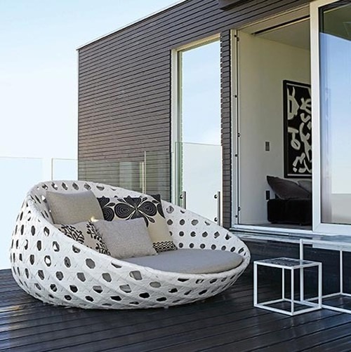 Temporary european style queen size outdoor rattan day bed wicker bed ,round rattan outdoor bed