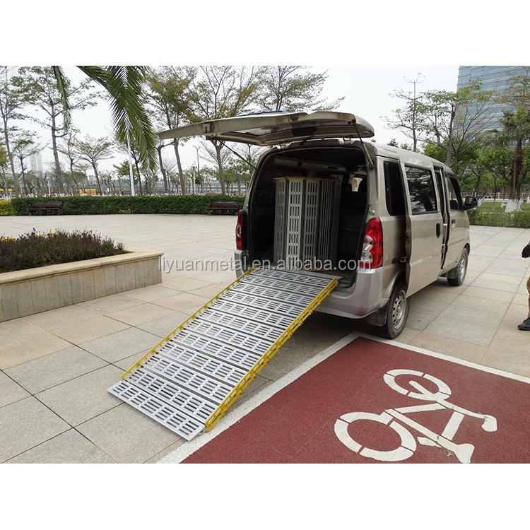 High Capacity 2m*0.9m Three Fold Rolling Wheelchair Ramps For Mini Vans Aluminum Ramps Loading  Ramp