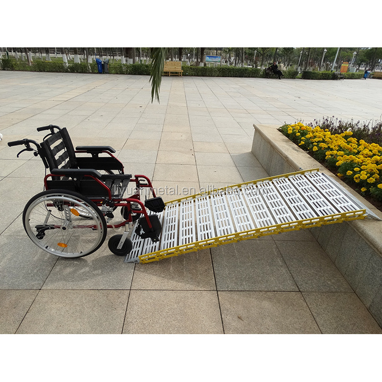 China wholesale high quality portable roll a ramps for wheelchairs