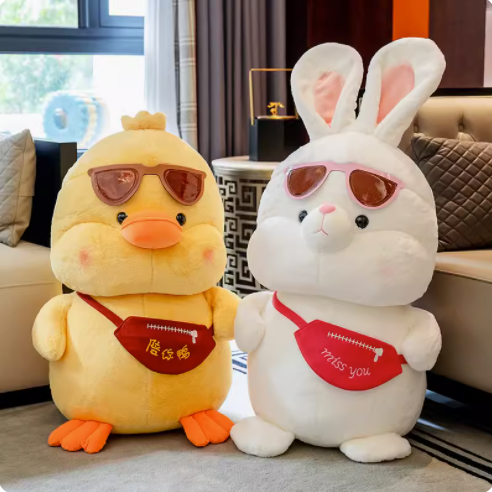 CE/ASTM 2024 Trending New Arrival Customized Cool Fashion Duck Plush Toys Stuffed Animal Toys Plushies Fashion Sofa Decoration