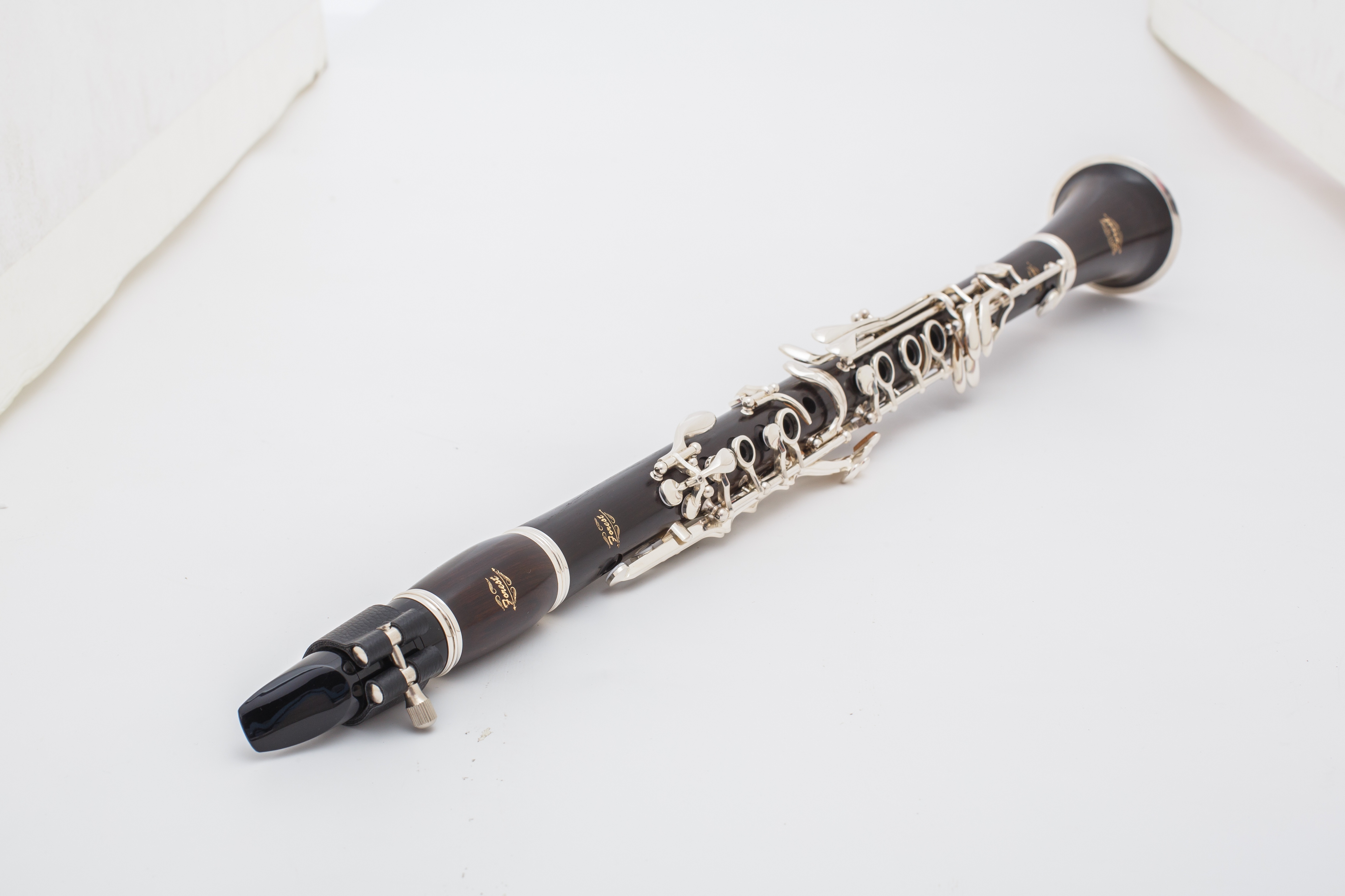 High Quality Woodwind Instrument Professional Ebony Wood Bb Clarinet Grenadilla For Wholesales Customized Brand