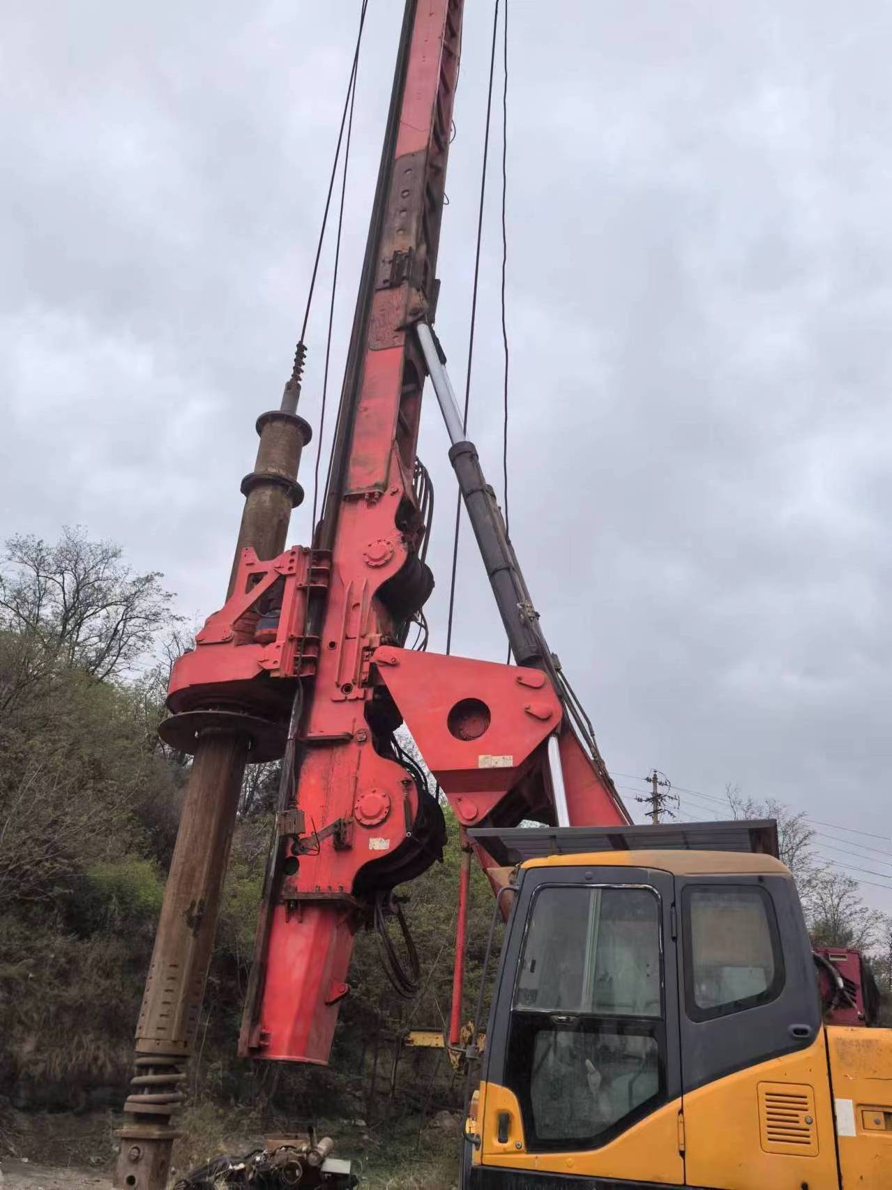 Used rotary drilling rig  SR250  SR220 SR205R SR235 SR285R SR155R Nice SOILMEC SR70 SR65 SR80C SR-60 Drilling rig on sale