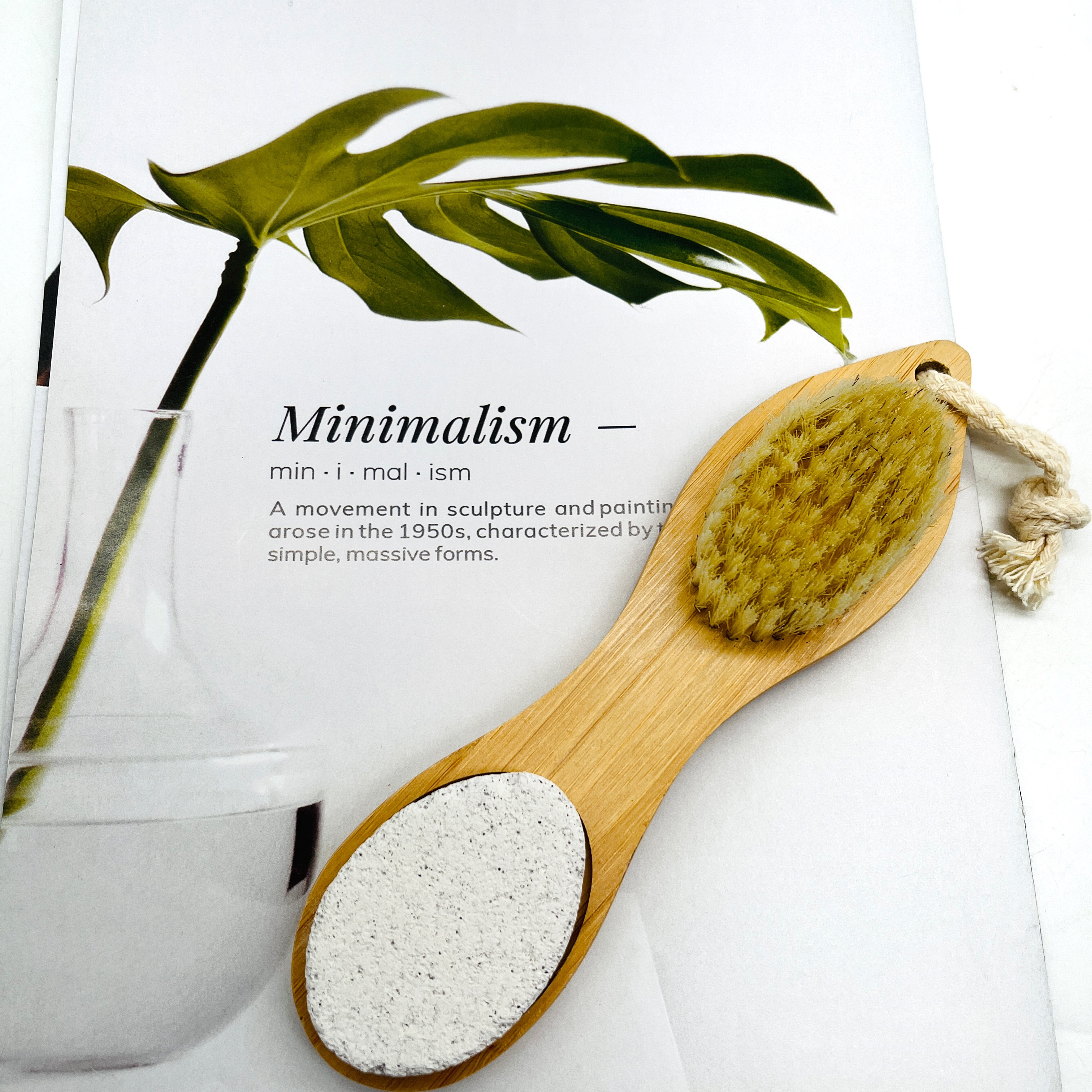 Hot sell Multifunctional Callus Remover Bamboo Handle Scrubber Foot File Brush with Pumice Stone