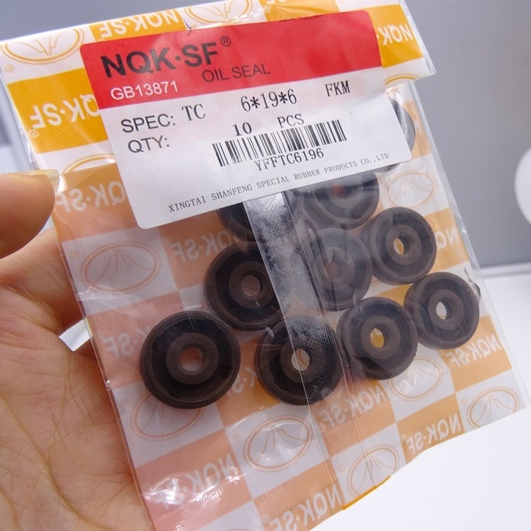 TC 6*19*6 FKM NQK.SF oil resistant fkm rubber gasket seals