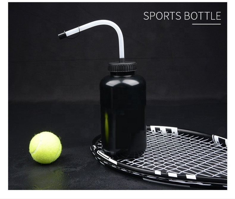 Custom 1L 32oz BPA Free Leakproof Plastic Squeezable Boxing Hockey Sport Water Bottles With Long Straw