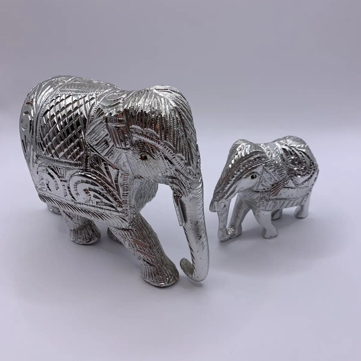 Silver Metal Elephant Pair Statues Showpieces Figurines Set Tallest 4.5 Inches