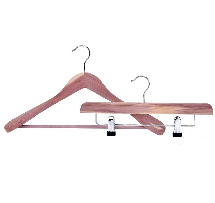 Custom Natural Aromatic Cedar Wood Hangers hijab hanger Luxury Wide Shoulder for coat