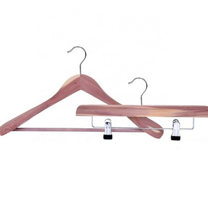 Custom Natural Aromatic Cedar Wood Hangers hijab hanger Luxury Wide Shoulder for coat