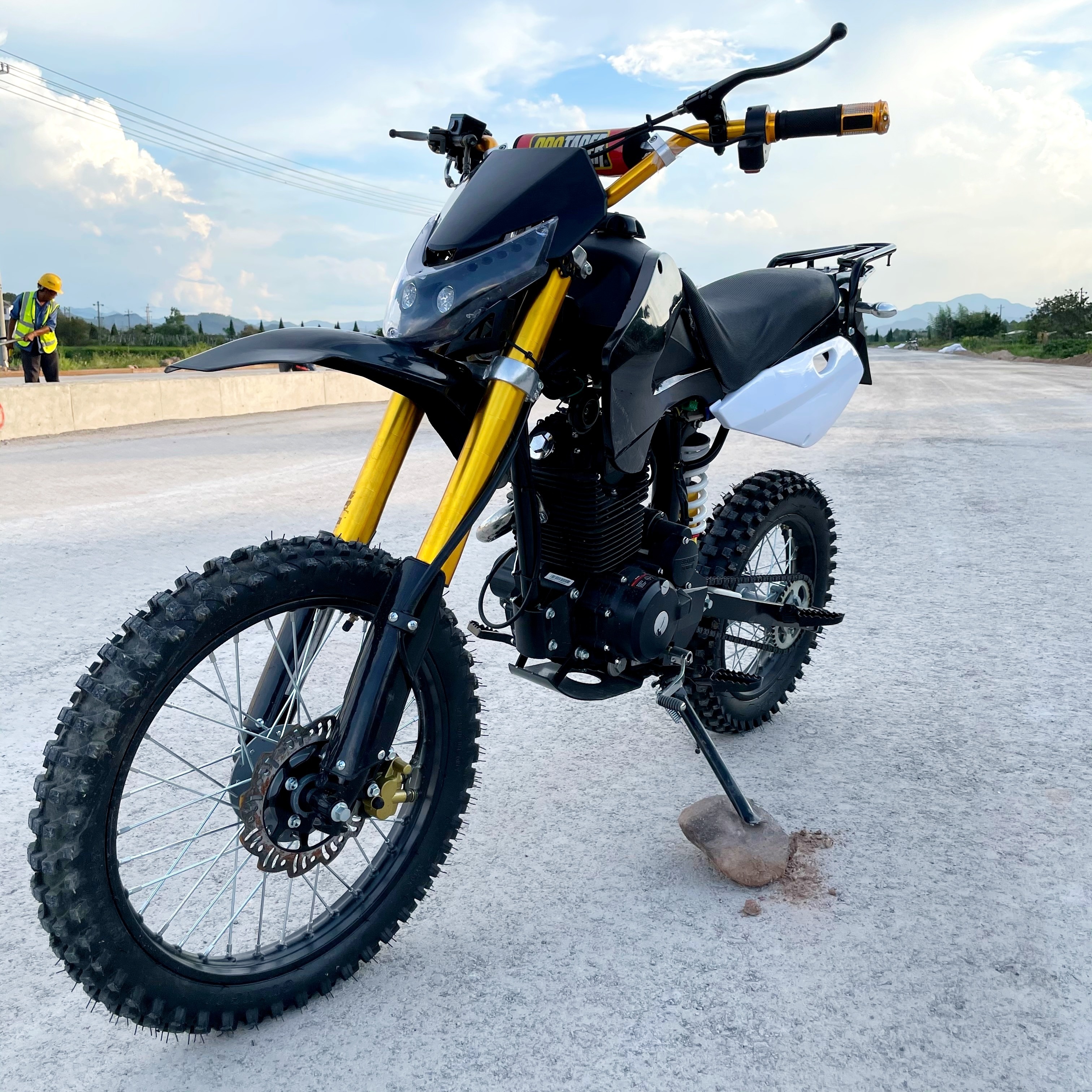 LNA extreme performance 250cc dirt bike automatic