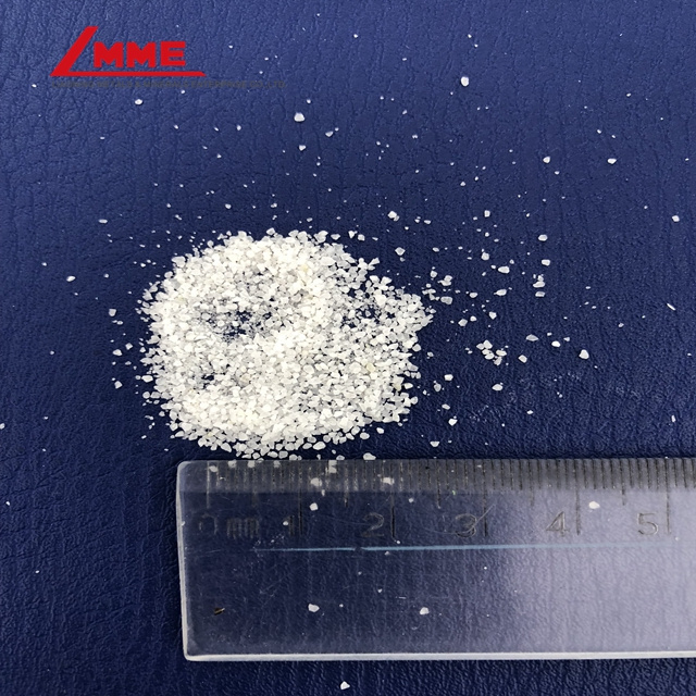 High purity 99.6% white silica sand with low iron for water treatment