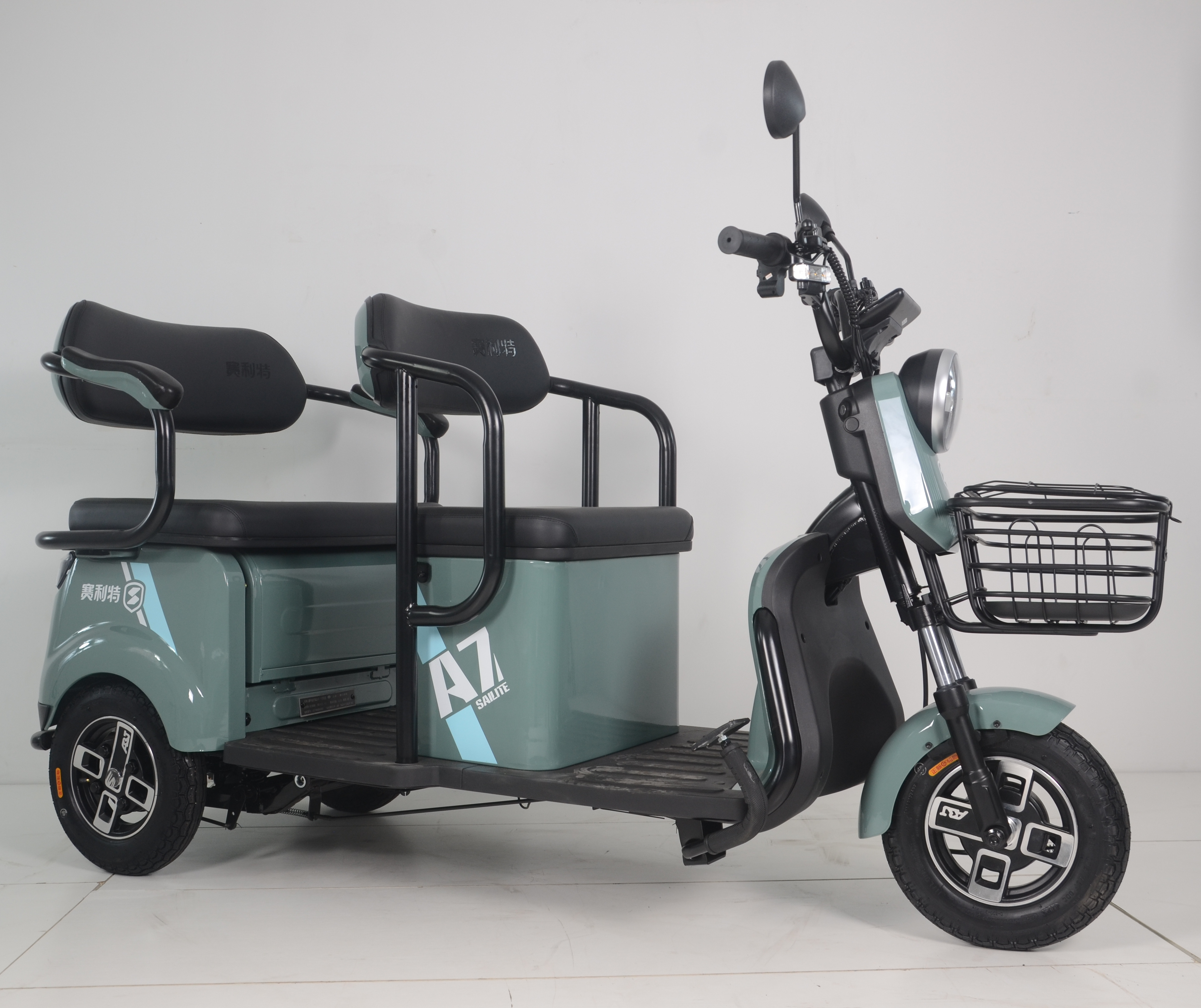 New Product Scooter Motor Car Adult Tricycle Electric Bike 3 Seater 3-Wheel Manual Motorized Tricycle