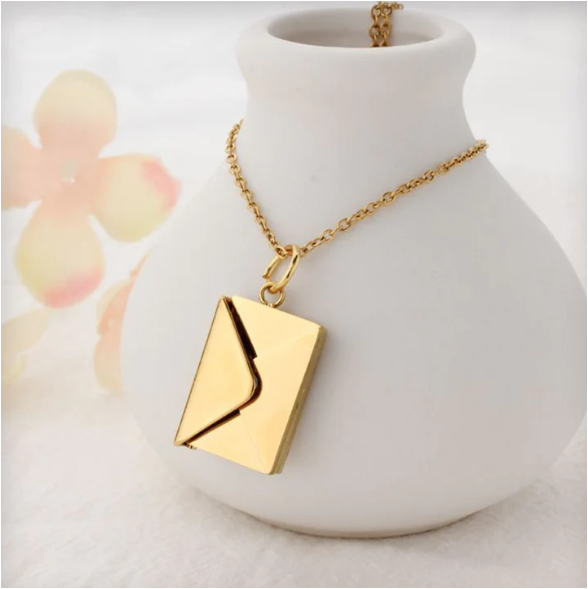 2024 Personalized Stainless Steel Women Jewelry Necklace Letter Locket Pendant Envelope Necklace Pendant