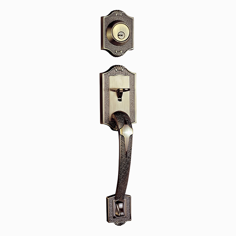 Luxury Main Entrance Brass Zinc Alloy Wooden  Door Handle Lock With Mechanical Key