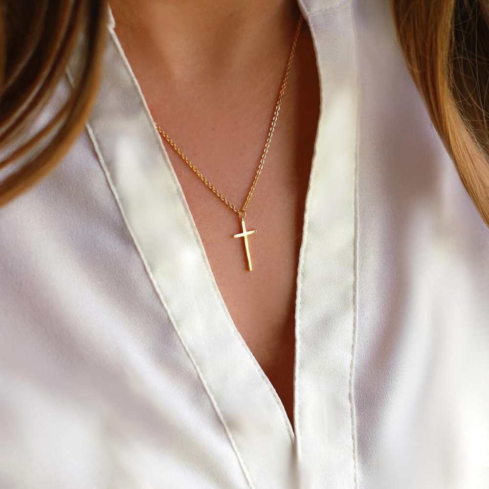 Dainty Tiny Stainless Steel 18k Gold Plated Cross Heart Pendant Necklace Charm Chain Choker Necklace Women Jewelry