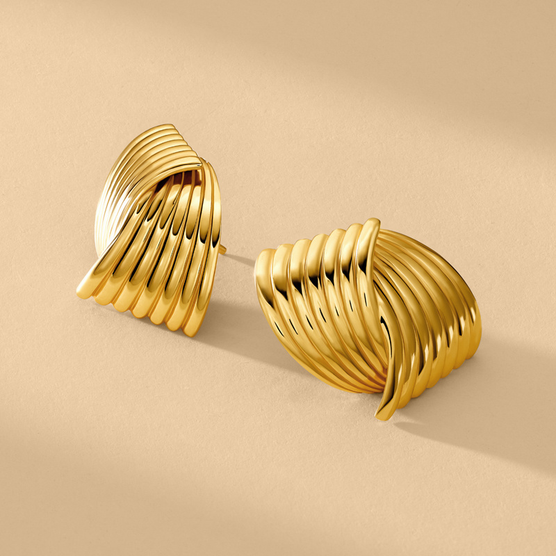 Elegantly 18K Gold Plated Stainless Steel Textured Intersecting Stud Earrings Women Luxury Hypoallergenic CC Earrings Jewelry