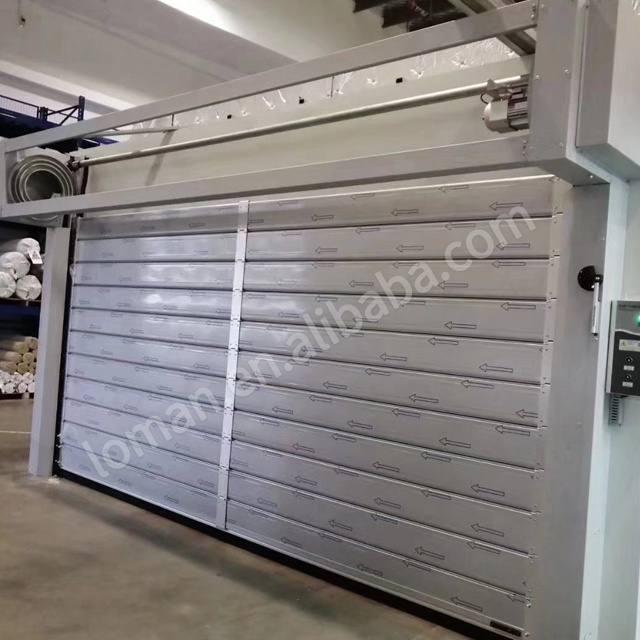 LOMAN Industrial automatic roll up insulated fast  sectional door for cold storage room