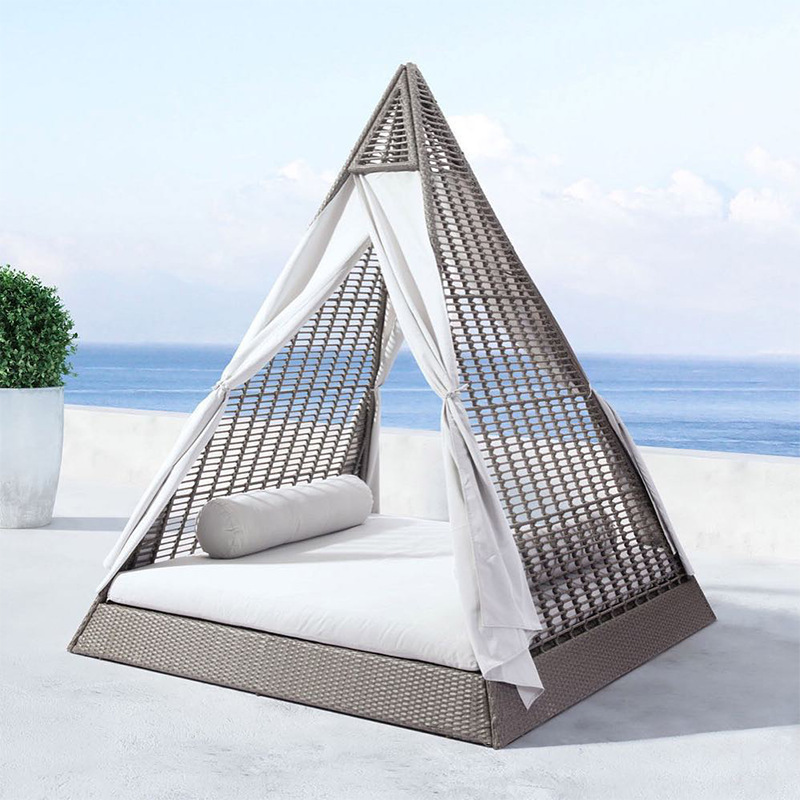 Wholesale Unique Rattan Outdoor Pyramid Shape Lazy Boy Sunlounger Beach Bed