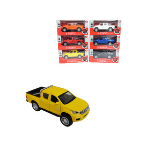 Pull Back Pickup Truck Toys Yellow Color 1/43 Metal Toyotaed Hiluxed Model Licensed Car Toys Truck For Children