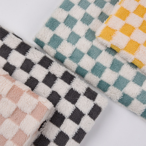 600gsm 100%Polyester Colorful Plain, Dyed Knitting Jacquard Black and White Line Skin-friendly Lamb Sherpa Fleece Fabric/