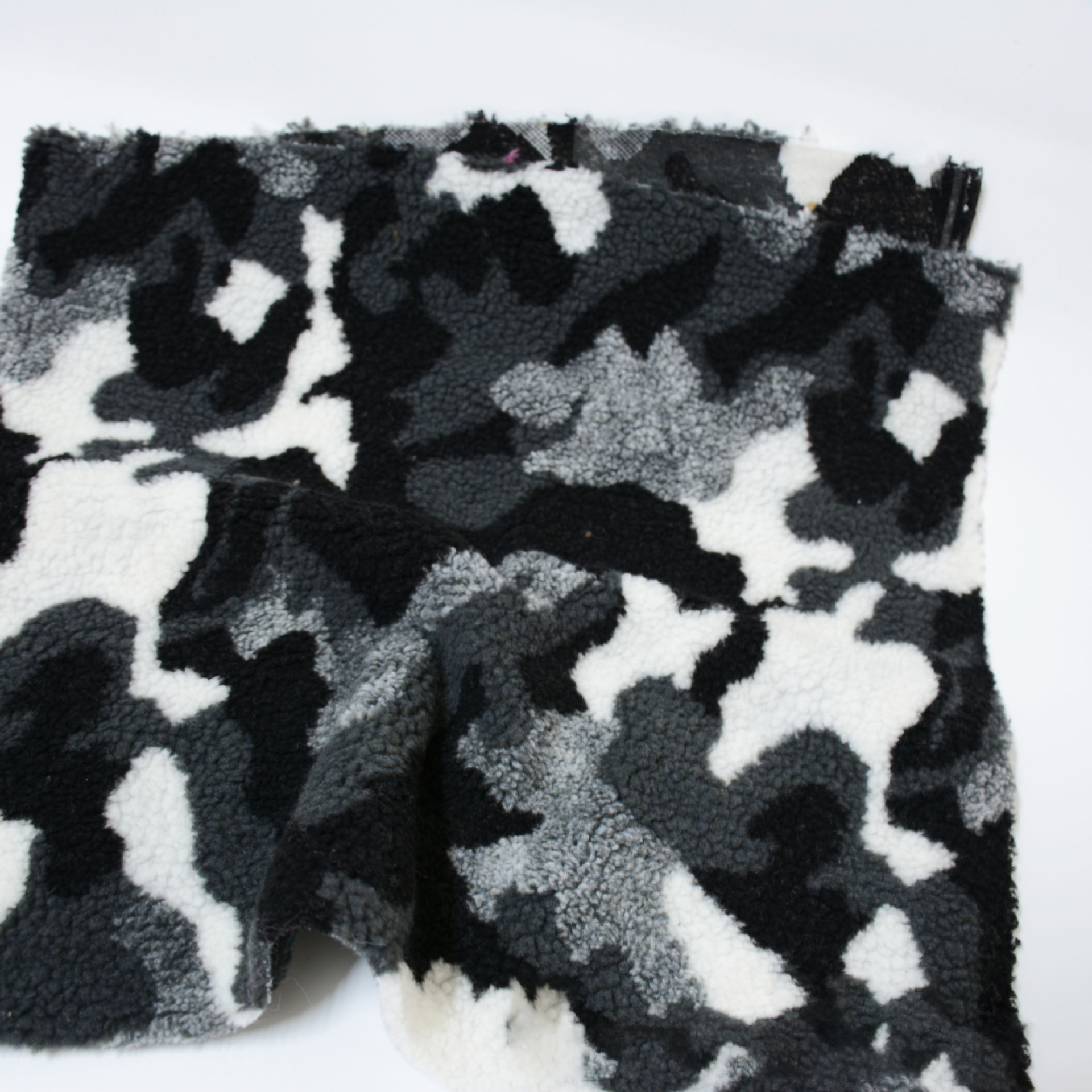 Custom Hot Selling Winter Designer Grey 100%polyester Polar Jacquard Camouflage Fleece Sherpa Fabrics