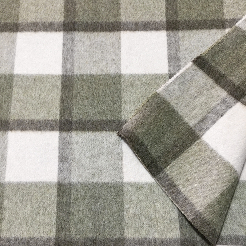 Wholesale factory Small moq, 100% heavy italian double sided yarn dyed check polyester wool blend plaid tweed fabric for coats/