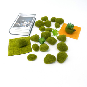 Factory wholesale artificial moss artificial rock green moss covered stone ball