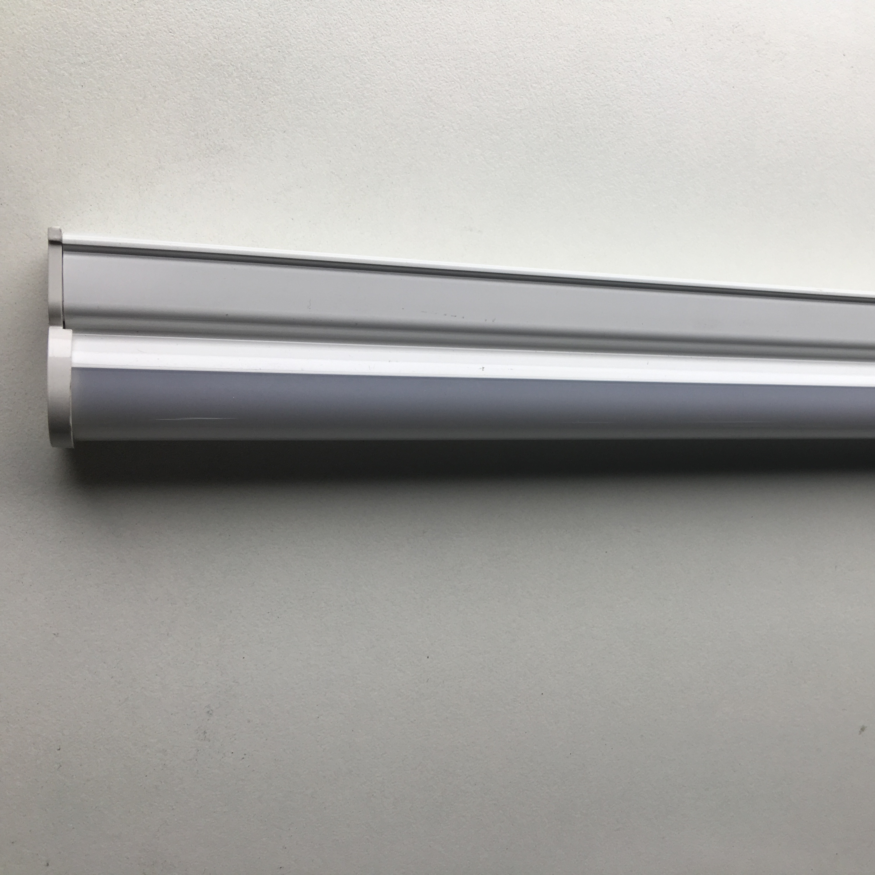 PC Tube Aquarium Plastic Factory Price Led T5 9w 12w 18w 22w 26w 5w 2ft 3ft 4ft 5ft 8ft Luminous Light Body Lamp Power Lighting